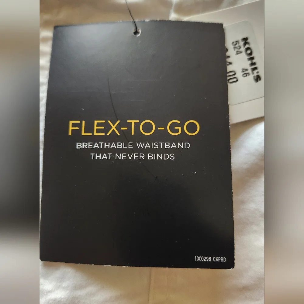 NWT Lee Flex-To-Go Relaxed Fit Bermuda 14P Shorts - Picture 9 of 12